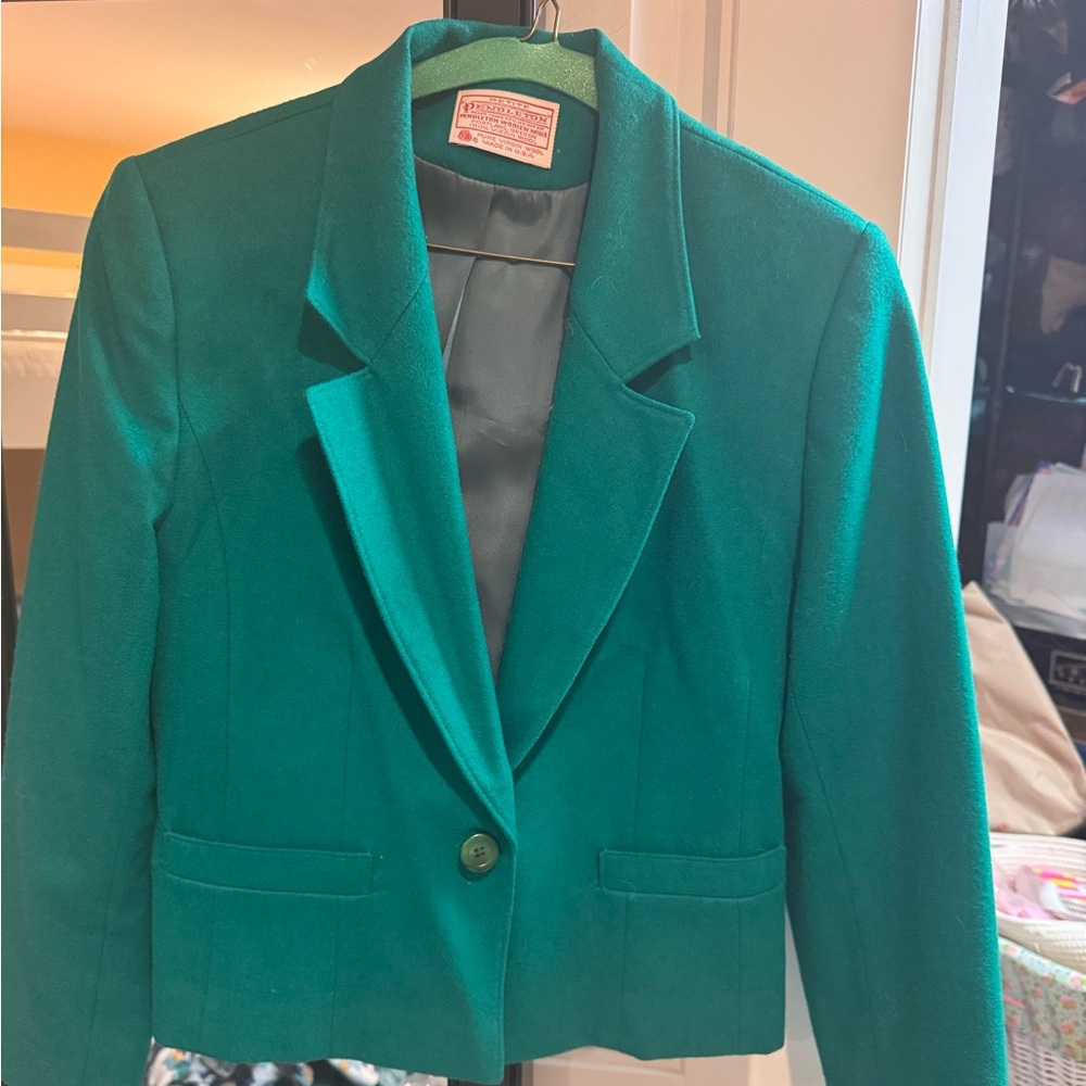Women's Beautiful Green Vintage Blazer